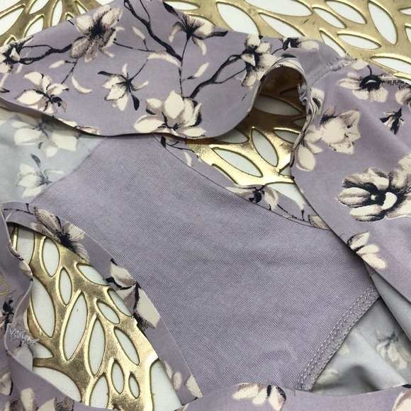 Vince Camuto Pantie 2 Piece Bundle Size Medium - Picture 10 of 10